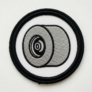 Écussons brodés personnalisés avec logo à thermocoller pour vêtements, badges brodés à la machine de haute qualité, appliques à coudre pour chapeaux, sacs, jeans - Product Image 1