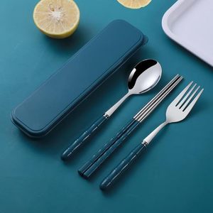 Ensemble de couverts de voyage en acier inoxydable 3 pièces avec cuillère, fourchette et baguettes, réutilisables, portables, pour les voyages, le bureau et le camping - Product Image 1