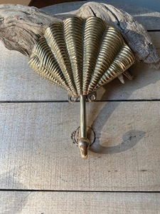 Ganchos Dobles de Metal Industriales para Colgar en la Pared, Resistentes, para Garaje, Dormitorio, Oficina, Almacenamiento - Product Image 4