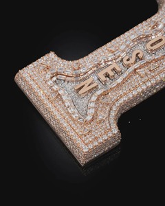 Compre un colgante con letras de moissanita estilo Iced Out_ Joyería hip hop personalizada en línea en India - Product Image 4