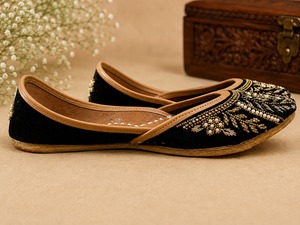 Black Gold Embroidered Comfort Punjabi Juttis Women Flat Shoes Beaded Floral Round Toe Slip on Festival Wear - Product Image 4