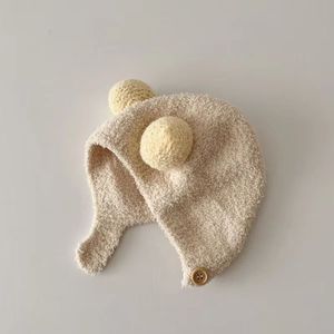 Bandeau tricoté noir en fausse fourrure avec pompons crème pour femmes - Product Image 2