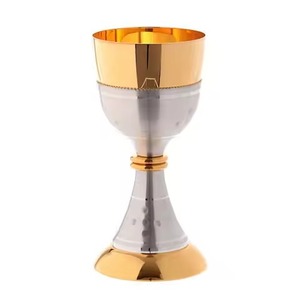 Cáliz de Metal Artístico, Vaso de Comunión para la Adoración Cristiana y Decoración de Eventos Religiosos - Product Image 1