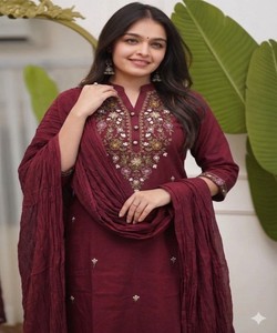 <b>Women</b> Embroidered <b>Kurta</b> Set With Dupatta Regular Fit Wedding Ethnic Wear India Pakistan 85898 SAHAJANAND- SI:-379 - Product Image 3