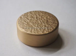 Prensapapeles Redondo de Latón Vintage – Un Artículo Único y Funcional para Coleccionistas y Escritores - Product Image 5