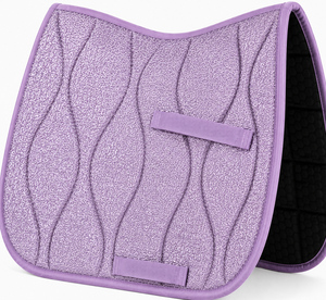 Tapis de selle de dressage lavande matelassé avec doublure en polaire et rembourrage en polyester pour l'équitation - Product Image 4