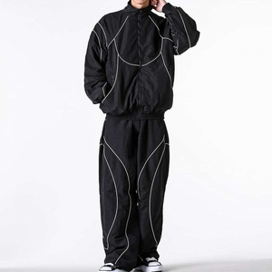 Veste et survêtement en nylon sur mesure, zippés, vierges, surdimensionnés, réfléchissants, imperméables et coupe-vent. - Product Image 1