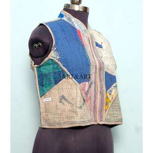 Nuevo Chaleco de Mujer Tejido a Mano en India, Multicolor, con Parches de Algodón, Estilo Kantha Vintage, Corto, Transpirable y Ecológico, con Botones - Product Image 4
