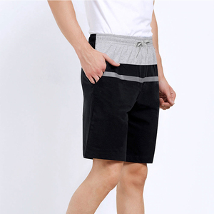 Shorts en jean décontractés pour hommes, coupe ample, confortables à porter, pour adultes - Product Image 1