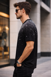 Camiseta Negra Oversize para Hombre con Estampado de Pedrería, Estilo Urbano Casual de Algodón, Ajuste Holgado, con Logotipo Personalizado - Product Image 5