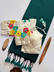 Sari de Algodón Khadi Hecho a Mano por Diseñadores con Blusa de Algodón con Bordado Completamente Cosido - Product Image 4