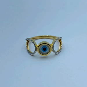 Bague élégante en or avec œil protecteur et accent diamant, bague de créateur stylée pour femme, bijou moderne pour le quotidien - Product Image 1