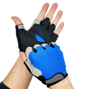 ถุงมือปั่นจักรยานแบบครึ่งนิ้ว คุณภาพสูง OEM ผลิตตามสั่ง น้ำหนักเบา ระบายอากาศได้ดี กันลื่น ปิดด้วยแถบตีนตุ๊กแก สำหรับทุกเพศ - Product Image 3