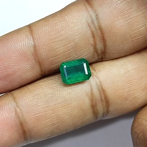 มรกตสีเขียวทรงแปดเหลี่ยม 2.21 กะรัต จากแซมเบีย พลอยหลวม ETiS-307 - Product Image 1