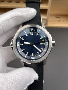 Reloj de Hombre Clásico, Discreto y Lujoso con Esfera Azul, Resistente al Agua 30 bar, Automático, Mecánico, para Buceo y Uso Diario - Product Image 2