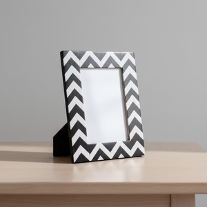 Marco de Fotos de Resina Artesanal Moderno, Marco de Fotos de Epoxi Hecho a Mano de Primera Calidad para Decoración del Hogar Personalizada - Product Image 1