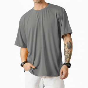 T-shirt épais et lourd en coton uni 300 GSM à manches courtes pour hommes, coupe oversize, personnalisable avec logo, vente en gros - Product Image 5