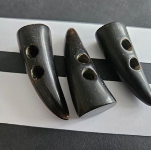 Cierre de Gancho Decorativo de Cuerno de Búfalo Premium para Prendas de Vestir, Bolsos y Proyectos de Costura - Product Image 3