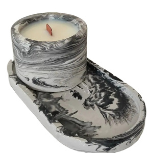 Soporte de vela hecho a mano de resina epoxi estilo antiguo para decoración navideña y regalo con tema de amor - Product Image 1