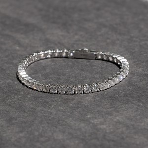 Bracelet tennis luxueux en argent sterling avec pierres rondes brillantes, bijoux élégants pour femmes, cadeau idéal pour toutes les occasions. - Product Image 1