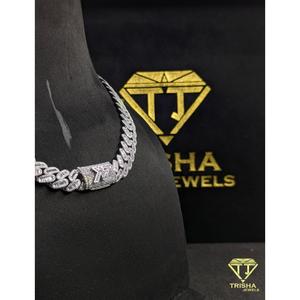 Collier chaîne cubaine hip-hop haut de gamme avec diamants de laboratoire étincelants, bijoux de luxe par Trisha Jewels - Product Image 3