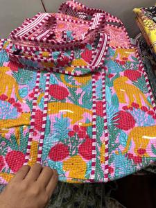 Sac à bandoulière matelassé en coton tendance pour femme, élégant et léger, idéal pour le shopping, les voyages et l'usage quotidien - Lot de 5 - Product Image 4