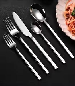 Ensemble de couverts élégants en métal, ustensiles de cuisine, cuillère, fourchette, couteau en acier inoxydable, décoration de table à manger - Product Image 6