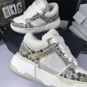 Chaussures de course décontractées de luxe personnalisées de haute qualité pour hommes et femmes, baskets de sport authentiques à lacets et semelle épaisse, style tendance - Product Image 2