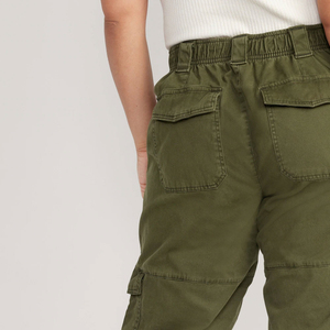 Pantalones Cargo de Cintura Alta para Mujer con Logotipo Personalizado, de Lona, Corte Holgado, Largura hasta el Tobillo, con Bolsillos, Cierre de Botones, Estilo Utilitario, Proveedor OEM - Product Image 4