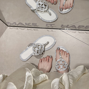 Tendencia de Moda 2025, Sandalias Planas de Piel Auténtica para Hombre, para Todas las Estaciones, para Interiores, Playa, con Hebilla y Punta Abierta - Product Image 4