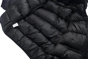 Veste matelassée noire à capuche pour homme avec oreilles d'ours, manteau d'hiver épais en duvet, veste matelassée légère coupe-vent à capuche pour homme - Product Image 5