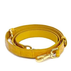 Sac à bandoulière en cuir jaune à motif crocodile pour femme, sac à main fourre-tout avec fermeture éclair pour les trajets quotidiens - Product Image 3