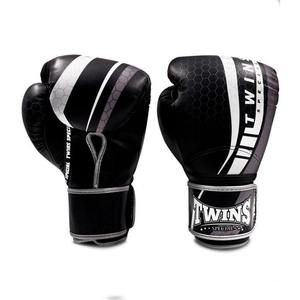 ถุงมือชกมวยคู่แฝดแบบสั่งทำพิเศษ คุณภาพพรีเมียม หนังแท้ สำหรับมวยไทย ฝึกซ้อม และแข่งขัน - Product Image 2