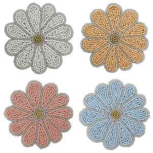 Posavasos Redondo de Cuentas de Vidrio con Letra L Monogramada Hecha a Mano, con Base de Tela Resistente al Calor, para Bebidas - Product Image 5