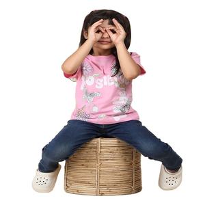 Tendance Nouveau T-shirt à col rond pour filles en coton 100% Différentes méthodes et matériaux d'impression à la main à vendre - Product Image 1