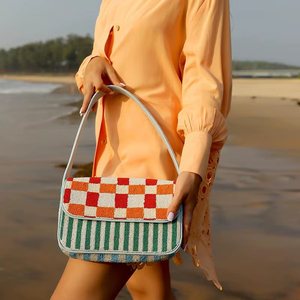 กระเป๋าคลัทช์และกระเป๋าถือประดับลูกปัดแก้วรูปเลมอน MS Handicraft VLemon  พร้อมปรับแต่งสีและรูปทรงได้ สำหรับวันหยุดฤดูร้อน ดีไซน์โดดเด่นไม่ซ้ำใคร - Product Image 1