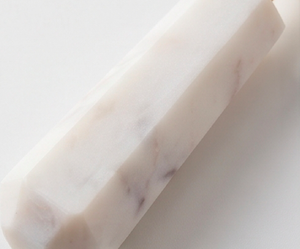 Ensemble de trancheurs à fromage en acier inoxydable avec élégantes poignées en marbre blanc, durables, tranchants, parfaits pour les restaurants, les mariages et les dîners - Product Image 2