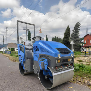 Yeni varış Kubota 2 Ton Mini asfalt yol silindiri kompakt çift davul titreşimli Ride-on actor ktör dizel motor vibrasyonlu silindir - Product Image 3