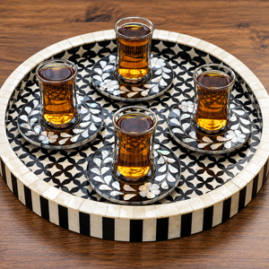 Plateau de service artisanal en bois et nacre |   Sous-verres, assiettes, décorations pour la maison, décorations de mariage, cadeaux de luxe faits à la main pour l'Aïd et le Ramadan - Product Image 2