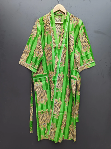 Bata Kimono de Algodón Suave y Transpirable con Estampado de Dibujos Animados Naaz Textile para Mujer, Camisón de Verano Hecho a Mano ODM con Cuello en V y Cintura Elástica - Product Image 3