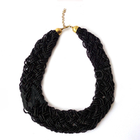 Collier élégant fait main en perles noires en forme de cœur, collier ras du cou bohème de luxe, bijoux de mode pour femme, cadeau, tenue de soirée