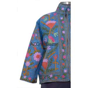 Blusa de Mujer con Cuello en V, Diseño Floral Vintage, Bordado Suzani TNT Multitemporada, Diseño Dibujado a Mano, Ecológica, Transpirable y de Secado Rápido - Product Image 2