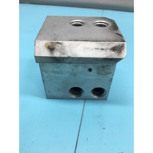 AMAT 0010-09940 5000 CVD 8" WSI GAS BOX - Équipement et pièces semi-conductrices d'occasion fiables à l'échelle mondiale chez - Product Image 4