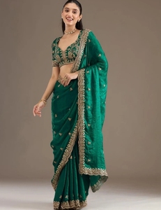 Sari de chifón bordado KV estilo Bollywood para uso diario - Product Image 3