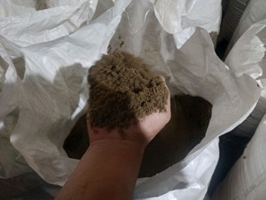 90% Farine de sang protéiné Poudre rentable Aliments pour bétail et volaille pour une croissance optimale du porc cheval - Product Image 4