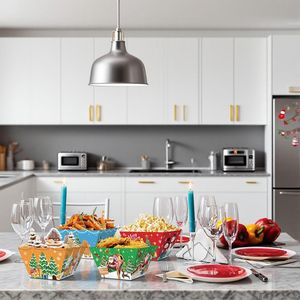 12 Piezas de Platos Desechables Navideños con Diseño de Dibujos Animados, Patrón de Papá Noel, Alce y Muñeco de Nieve, Bandejas para Refrigerios, Decoración para Cine y Palomitas - Product Image 2