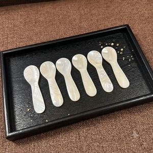 Mother of Pearl Spoon Vietnam Length 7CM Handmade Natural Shell Tableware for Restaurant Supply <b>Cheap</b> Price Bulk Order - Product Image 1
