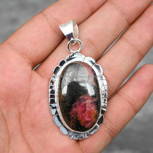 Colgante de Rodonita de plata de ley 925 hecho a mano, joyería fina Vintage para San Valentín, piedras preciosas naturales con tacto de lujo - Product Image 4