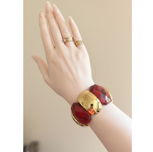 สร้อยข้อมือเรซิ่นวินเทจสำหรับผู้หญิง ดีไซน์ทันสมัย ผลิตด้วยมือคุณภาพสูง งานฝีมือประณีต พรีเมียม เหมาะสำหรับงานปาร์ตี้ - Product Image 2