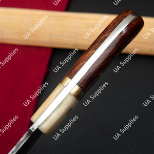 Couteau de chasse et de camping robuste en acier Damas, pointe tombante, manche en bois de rose, fourreau inclus, OEM/ODM, faibles MOQ - Product Image 4